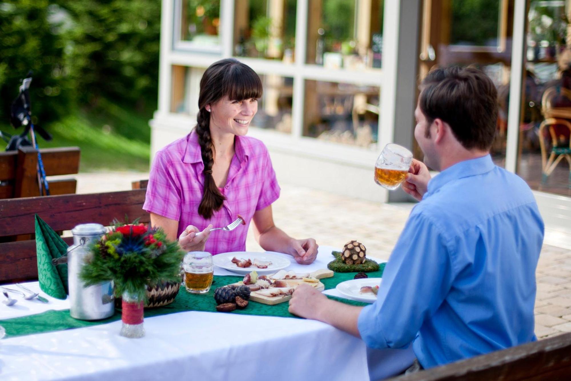 Almidylle Sabathy Hotel Obdach Екстериор снимка